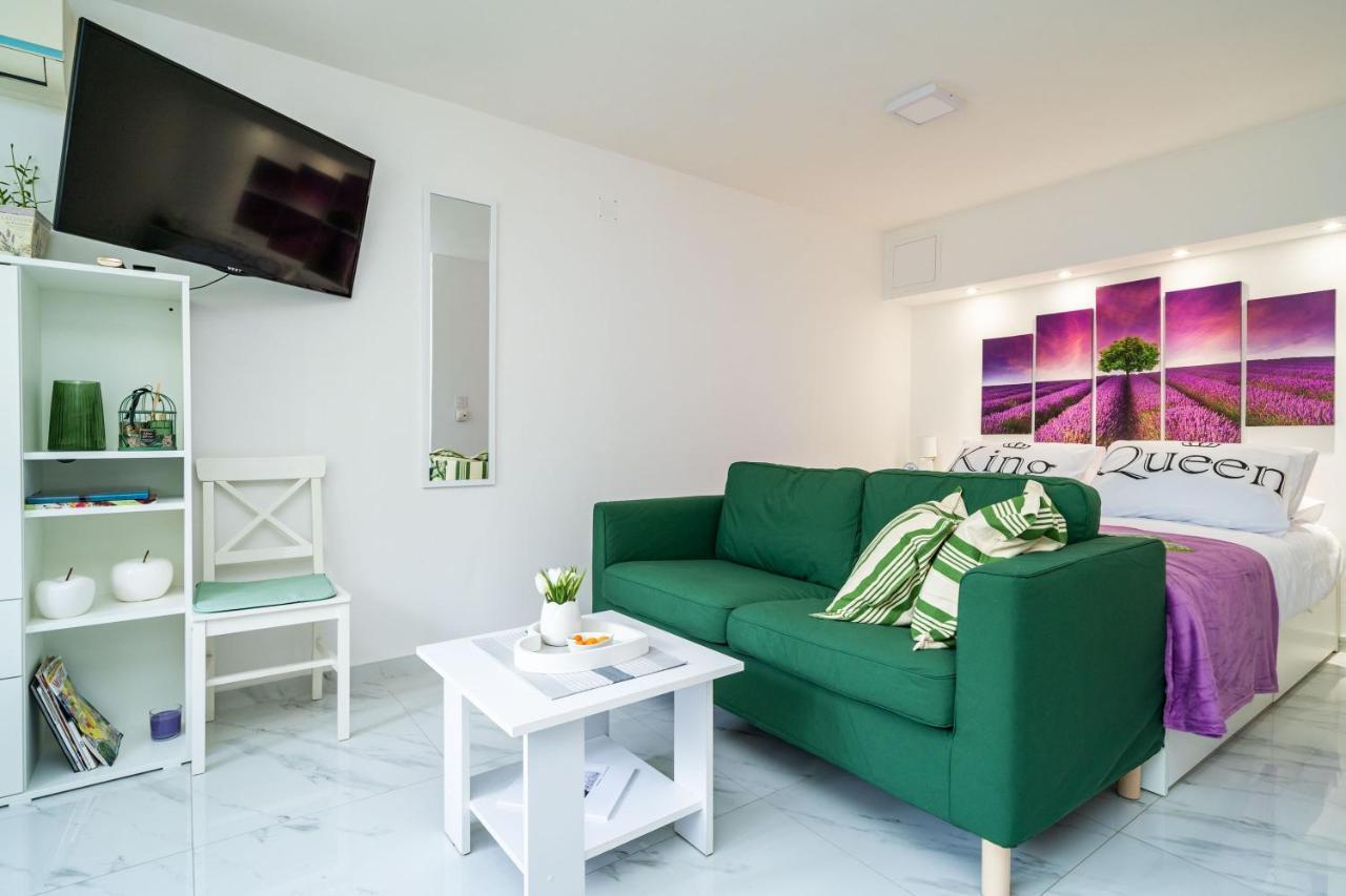 Apartment Laneta *